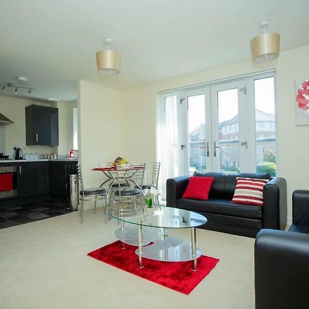 Lake View Apartment Нортхемптон Экстерьер фото